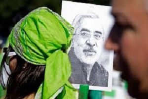 باهنر:رای دهندگان به موسوی خطا کارنیستند اما ...