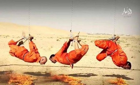 زنده سوزاندن 4 عراقی توسط داعش