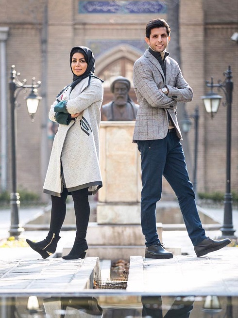 عکس ژست جالب وحید طالب لو و همسرش
