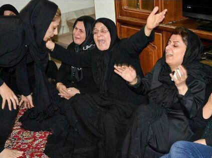 عکس همسر هادی نوروزی در کنار مادر اولادی
