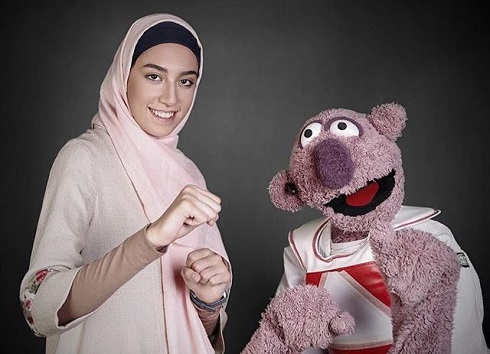 عکس کیمیا علیزاده با جناب خان