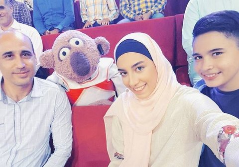 عکس سلفی کیمیا علیزاده با جناب خان