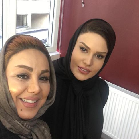 بهنوش بختیاری و رز رضوی در فیلم همه چی عادیه بهنوش بختیاری و رز رضوی در فیلم همه چی عادیه