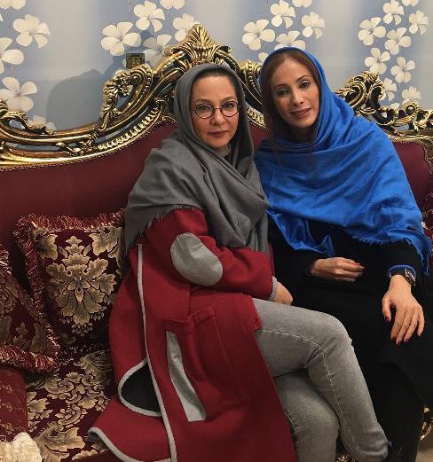 لاله صبوری و سحر زکریا در کنار یکدیگر لاله صبوری و سحر زکریا در کنار یکدیگر