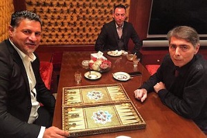 علی دایی در کنار نوه فردین + عکس