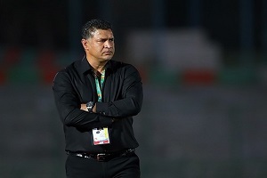 پست على دايى در پى سقوط هواپيما