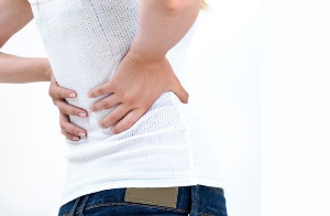 چگونه درد کلیه را از درد کمر تشخیص دهیم؟