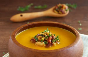 سوپ جوجه، قلم یا پای مرغ؟