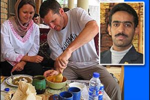 خلاقیت یک کارگر روستایی ایرانی که میلیاردر شد!